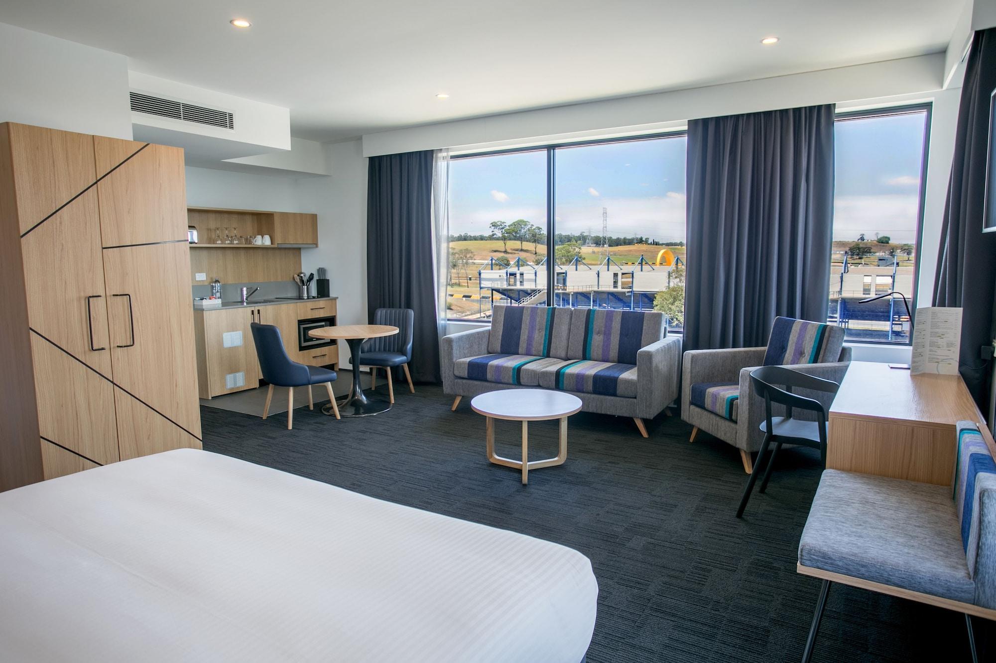 Alpha Hotel Eastern Creek Esterno foto
