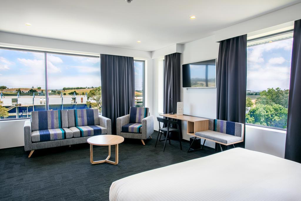 Alpha Hotel Eastern Creek Esterno foto